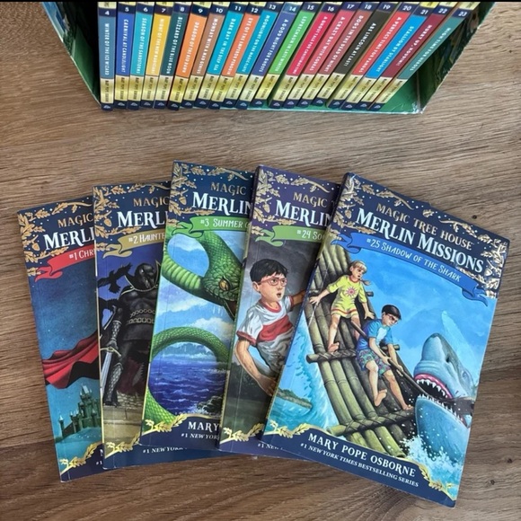 Magic Tree House Book Series, Merlin Missions (#1-25 set) - Picture 2 of 11